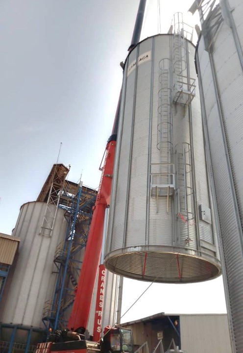 Mounting of 20,000lt tanks for Nigerian Breweries